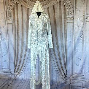 BCBG MAXAZRIA White Velvet Jogging set.  Ruffle front very elegant look.